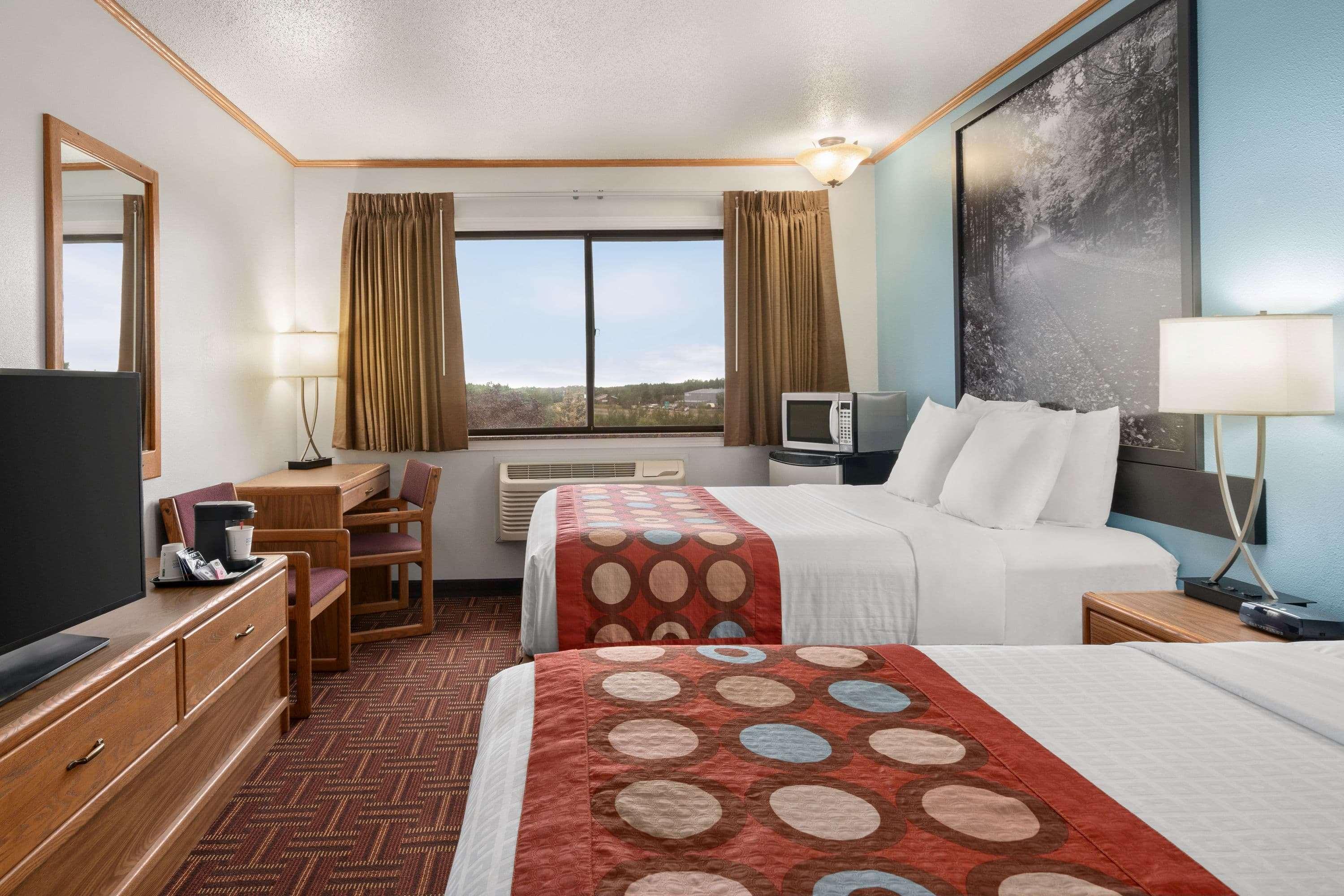 Super 8 By Wyndham Eveleth Motel Bagian luar foto