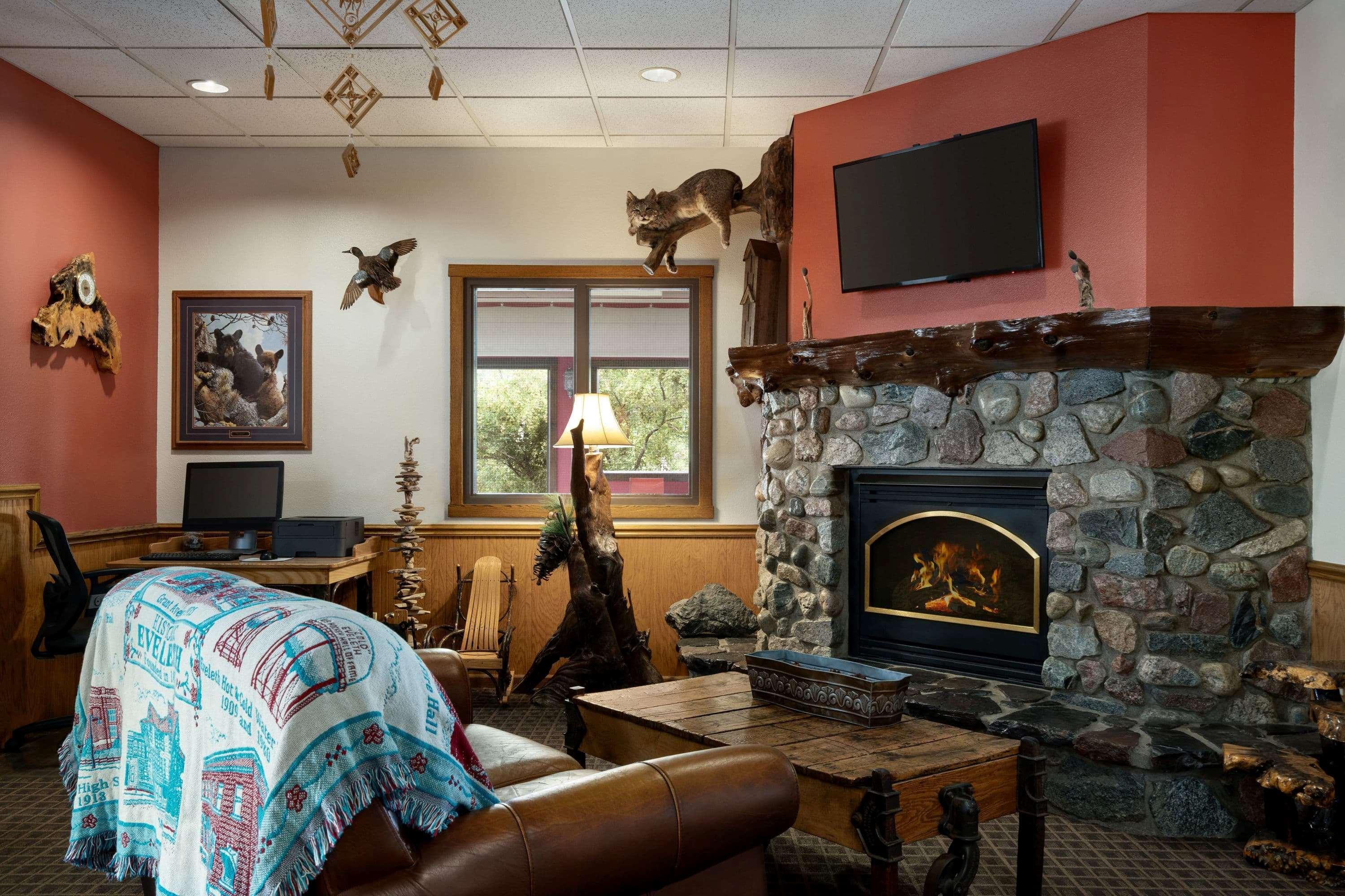 Super 8 By Wyndham Eveleth Motel Bagian luar foto